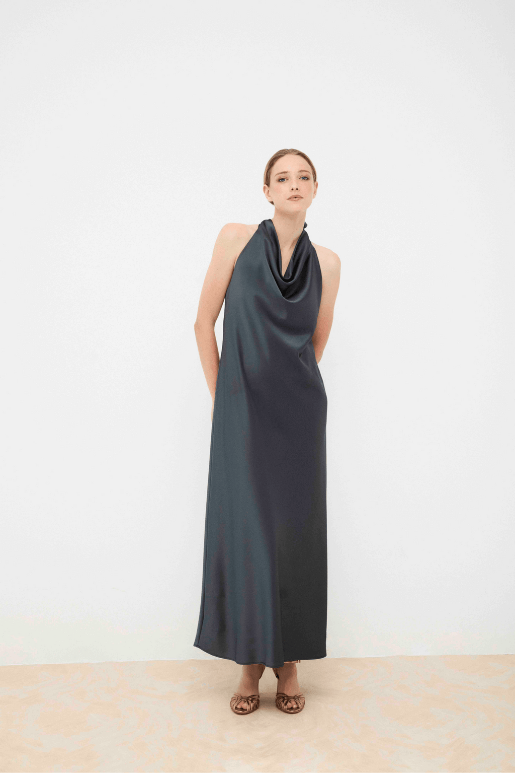 Helena Requena - Vestido Azul Petróleo