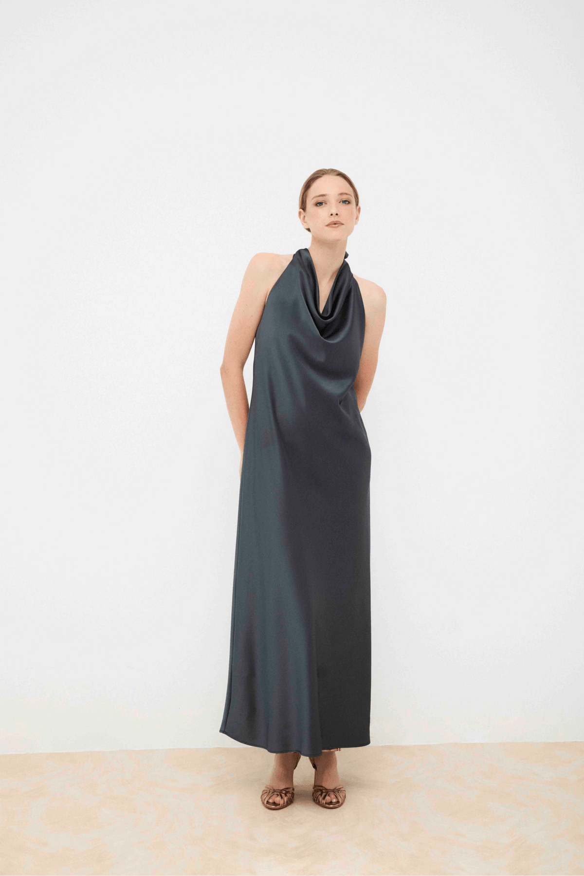 Helena Requena - Vestido Azul Petróleo